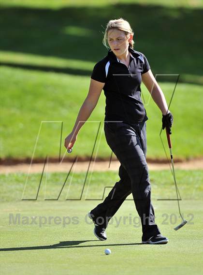 Thumbnail 2 in PIAA Girls Golf Championships photogallery.