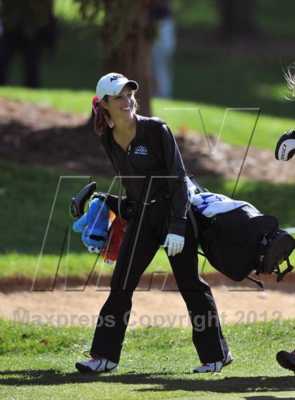 Thumbnail 1 in PIAA Girls Golf Championships photogallery.