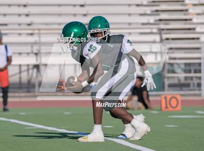 Thumbnail 1 in JV: Dominguez @ Dorsey (Scrimmage) photogallery.