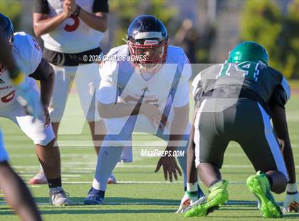 Thumbnail 3 in JV: Dominguez @ Dorsey (Scrimmage) photogallery.