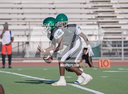 Thumbnail 2 in JV: Dominguez @ Dorsey (Scrimmage) photogallery.