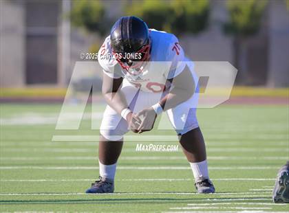 Thumbnail 1 in JV: Dominguez @ Dorsey (Scrimmage) photogallery.