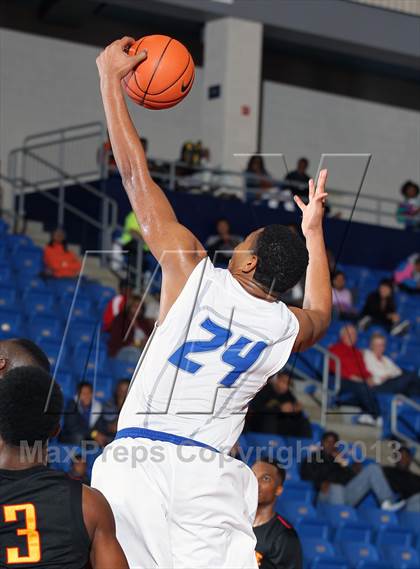 Thumbnail 3 in Duncanville vs. Provine (Thanksgiving Hoopfest) photogallery.