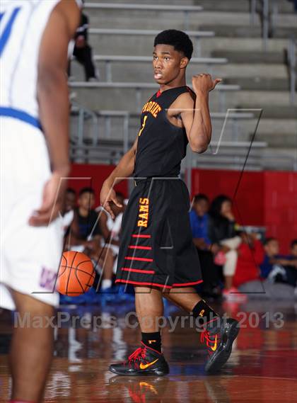 Thumbnail 1 in Duncanville vs. Provine (Thanksgiving Hoopfest) photogallery.