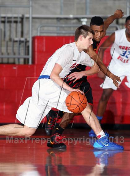Thumbnail 1 in Duncanville vs. Provine (Thanksgiving Hoopfest) photogallery.