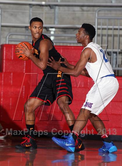 Thumbnail 3 in Duncanville vs. Provine (Thanksgiving Hoopfest) photogallery.