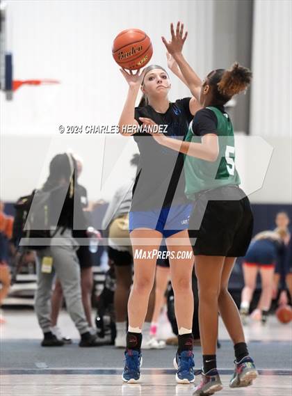 Thumbnail 1 in North Forney vs Ellison [C. E.] (Texas Association of Basketball Coaches Showcase) photogallery.