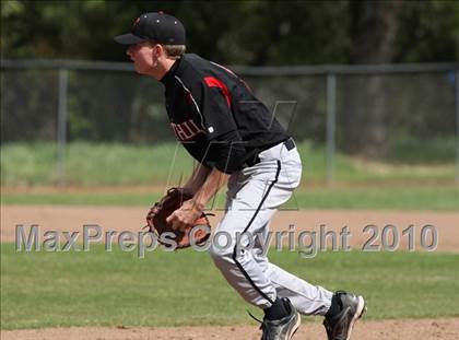 Thumbnail 1 in Foothill @ Shasta photogallery.