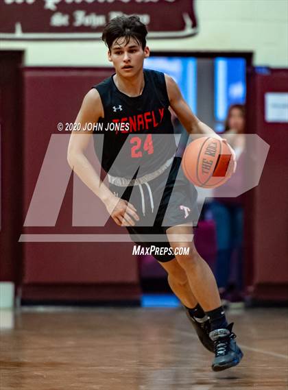 Thumbnail 3 in Tenafly vs Northern Highlands (Bergen Invitational) photogallery.