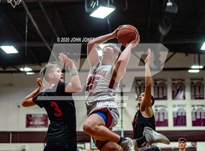Thumbnail 2 in Tenafly vs Northern Highlands (Bergen Invitational) photogallery.