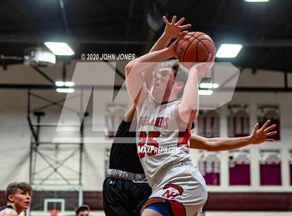 Thumbnail 2 in Tenafly vs Northern Highlands (Bergen Invitational) photogallery.