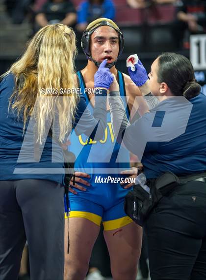Thumbnail 2 in CIF Finals (Day 1) photogallery.