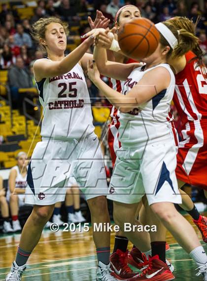 Thumbnail 2 in Masconomet Regional vs Central Catholic (Good Sports TD Garden Invitational) photogallery.