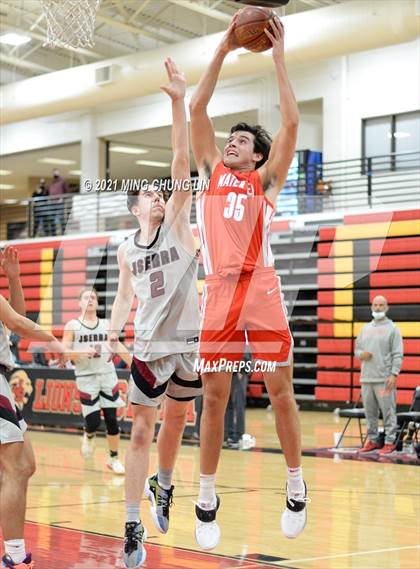 Thumbnail 1 in Mater Dei @ JSerra Catholic photogallery.