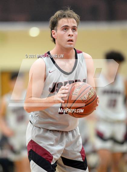Thumbnail 3 in Mater Dei @ JSerra Catholic photogallery.
