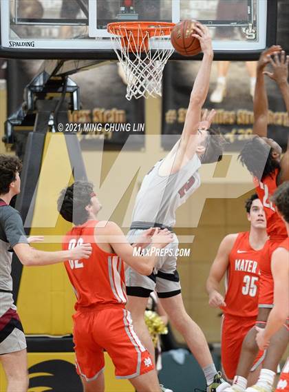 Thumbnail 1 in Mater Dei @ JSerra Catholic photogallery.
