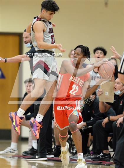 Thumbnail 2 in Mater Dei @ JSerra Catholic photogallery.