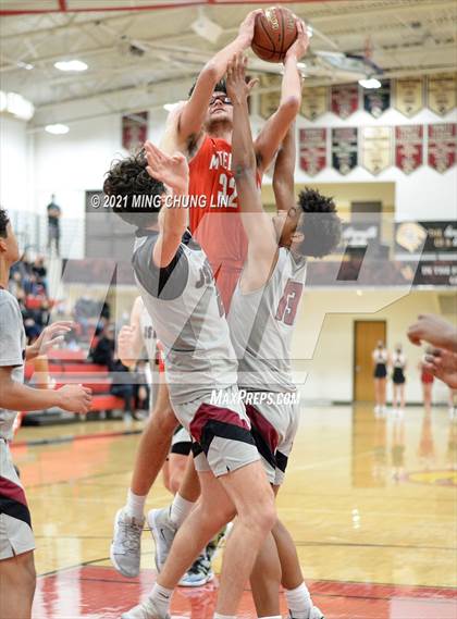Thumbnail 3 in Mater Dei @ JSerra Catholic photogallery.