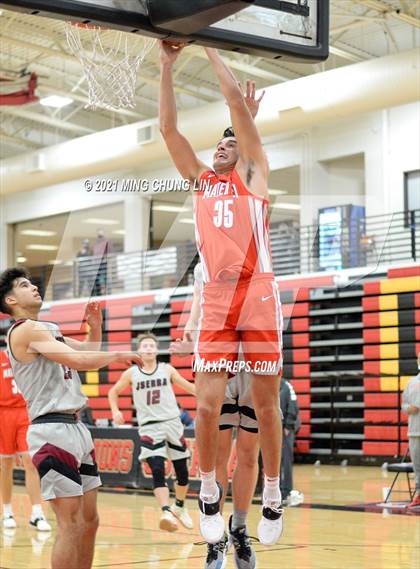 Thumbnail 3 in Mater Dei @ JSerra Catholic photogallery.