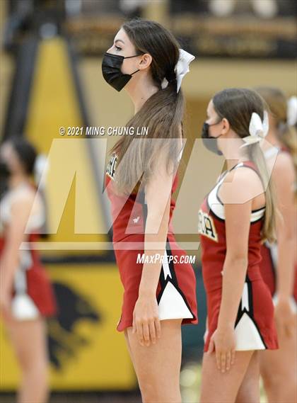 Thumbnail 3 in Mater Dei @ JSerra Catholic photogallery.