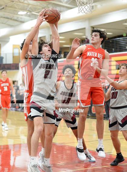 Thumbnail 1 in Mater Dei @ JSerra Catholic photogallery.