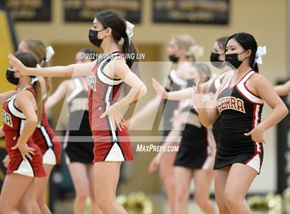 Thumbnail 3 in Mater Dei @ JSerra Catholic photogallery.