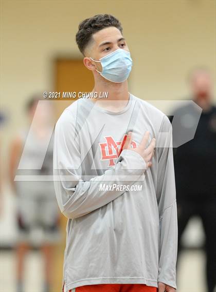 Thumbnail 1 in Mater Dei @ JSerra Catholic photogallery.
