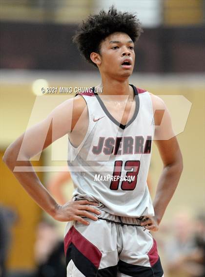 Thumbnail 3 in Mater Dei @ JSerra Catholic photogallery.