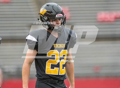 Thumbnail 2 in Bergen Catholic vs. Archbishop Wood (Battle on the Banks) photogallery.