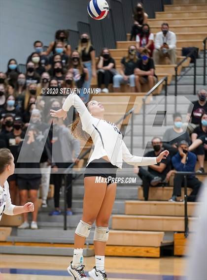 Thumbnail 3 in Hamilton vs. Perry (AIA 6A Final) photogallery.