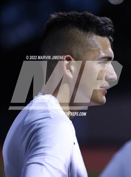 Thumbnail 2 in Westlake vs  Oaks Christian photogallery.