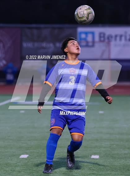 Thumbnail 2 in Westlake vs  Oaks Christian photogallery.