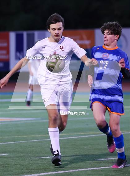 Thumbnail 3 in Westlake vs  Oaks Christian photogallery.