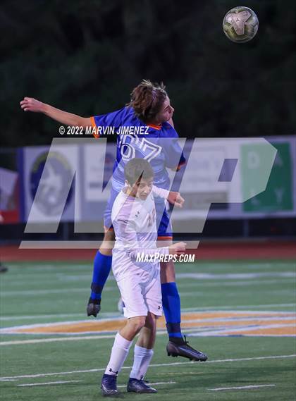 Thumbnail 1 in Westlake vs  Oaks Christian photogallery.