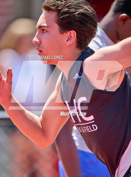 Thumbnail 2 in Lake Houston Conquerors Invitational (400M) photogallery.