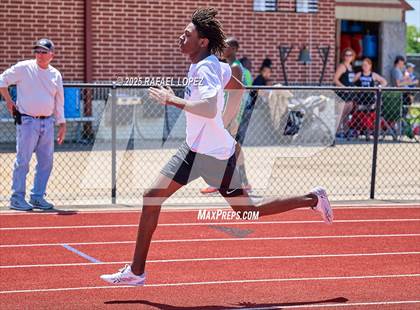 Thumbnail 2 in Lake Houston Conquerors Invitational (400M) photogallery.