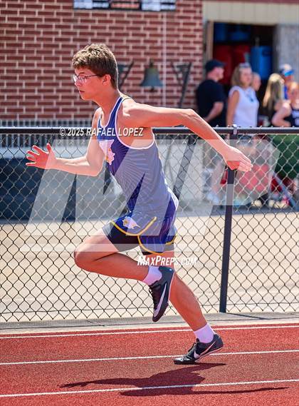 Thumbnail 2 in Lake Houston Conquerors Invitational (400M) photogallery.