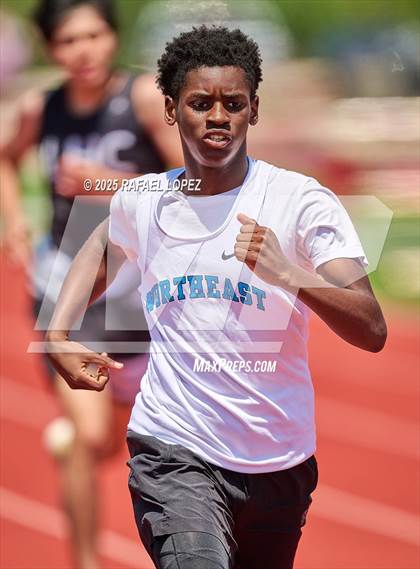 Thumbnail 3 in Lake Houston Conquerors Invitational (400M) photogallery.