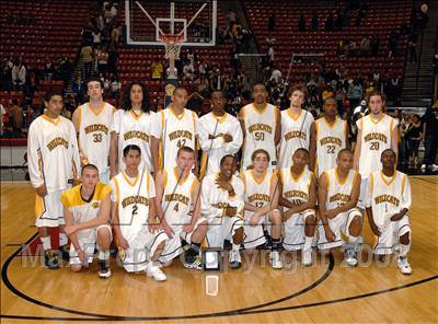 Thumbnail 3 in El Camino vs. San Diego (CIF SDS D1 Final) photogallery.