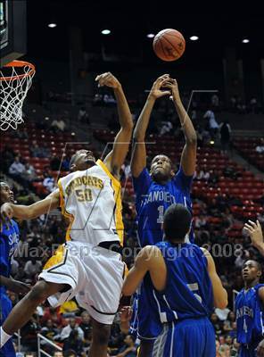 Thumbnail 1 in El Camino vs. San Diego (CIF SDS D1 Final) photogallery.