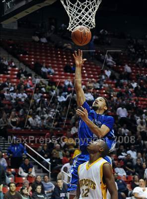 Thumbnail 3 in El Camino vs. San Diego (CIF SDS D1 Final) photogallery.