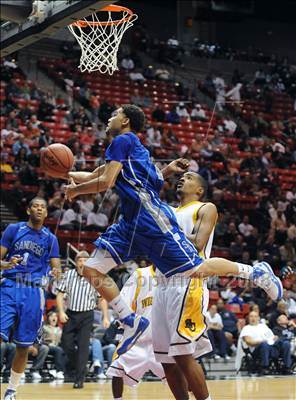 Thumbnail 3 in El Camino vs. San Diego (CIF SDS D1 Final) photogallery.