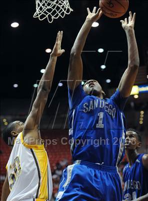 Thumbnail 3 in El Camino vs. San Diego (CIF SDS D1 Final) photogallery.
