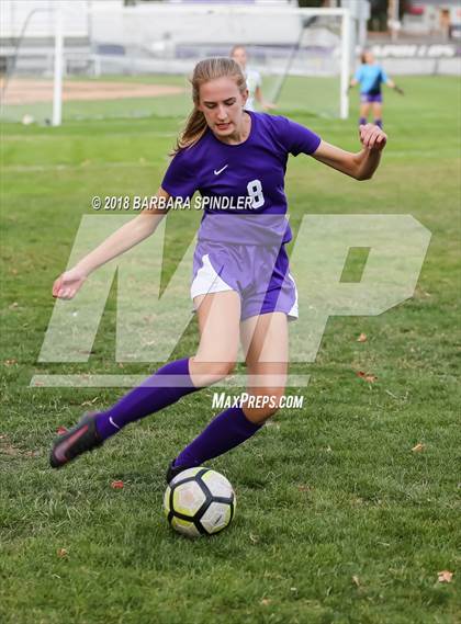 Thumbnail 1 in JV: Jesuit @ Sunset photogallery.