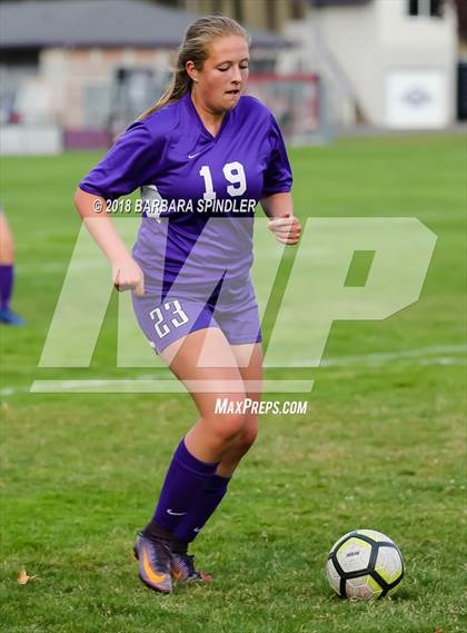 Thumbnail 1 in JV: Jesuit @ Sunset photogallery.
