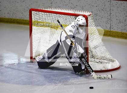 Thumbnail 2 in Bishop Hendricken @ Darien photogallery.