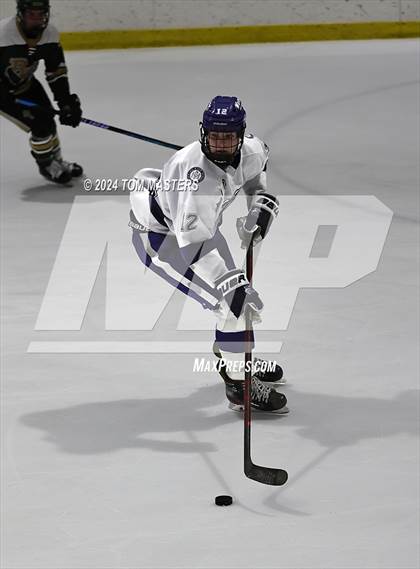 Thumbnail 1 in Bishop Hendricken @ Darien photogallery.