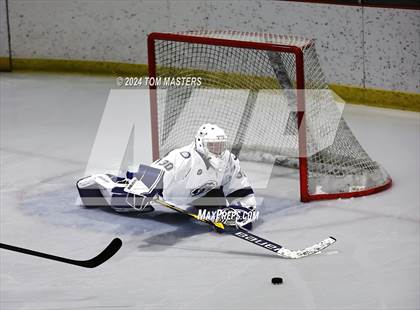 Thumbnail 1 in Bishop Hendricken @ Darien photogallery.
