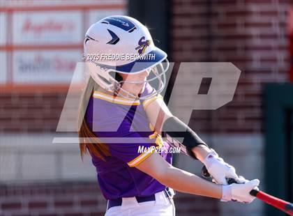 Thumbnail 1 in Sanger @ Celina photogallery.