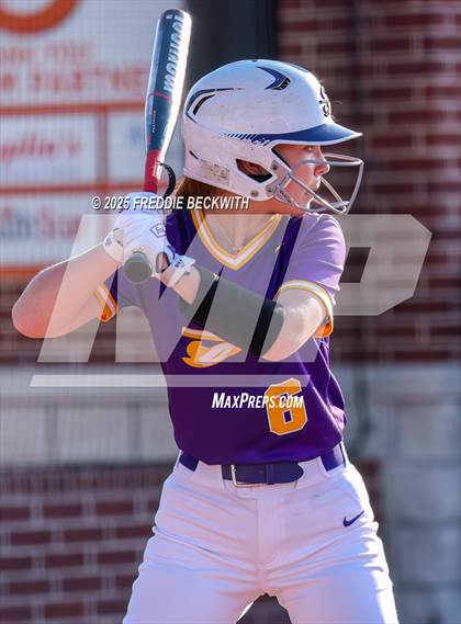 Thumbnail 2 in Sanger @ Celina photogallery.